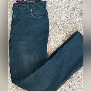 Children’s Place - Girls Size 14 Skinny Jeans